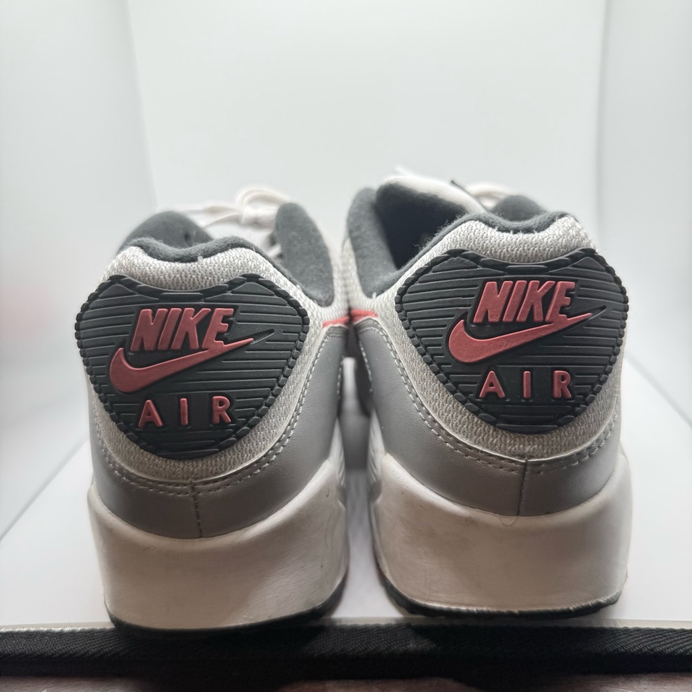 Nike Air Sneakers - Silver and Red white Size 10 Men’s Good condition - Picture 3 of 7